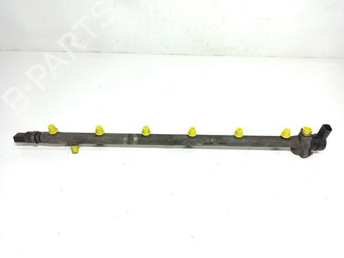 Used Injection rail Injection rail MERCEDES-BENZ S-CLASS (W220, V220) [1998-2005] 34125803 34125803