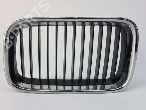 Used Grille BMW 3 (E36) 316 i (100 hp) 5622204
