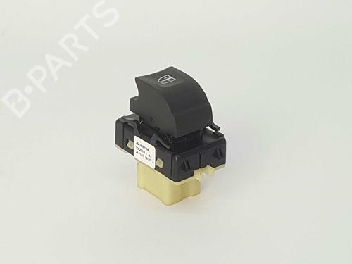 Venstre bak elrute bryter RENAULT CAPTUR I (J5_, H5_) 1.5 dCi 110 (110 hp) 8259155