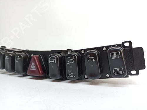 Warnblinkschalter MERCEDES-BENZ S-CLASS (W220, V220) S 320 CDI (220.026, 220.126) | BP9231022I22