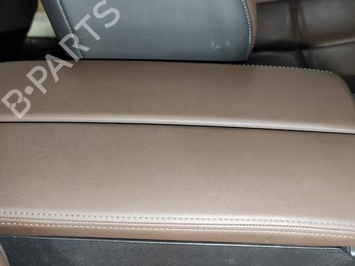 armrest-center-console-citroen-c5-aircross-a_-20-bluehdi-180-ajehzr-2018-17980530 main image