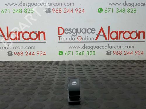 Venstre bagtil elrude kontakt VW POLO V (6R1, 6C1) 1.4 TDI (90 hp) 2753741