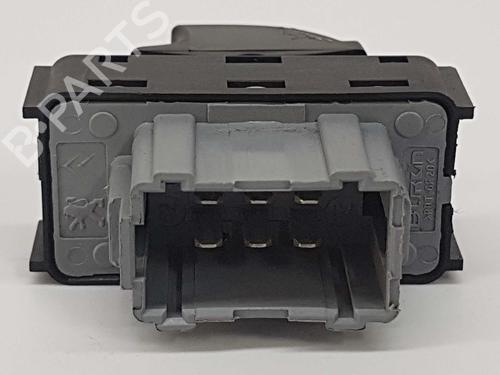 Right front window switch CITROËN C3 III (SX) 1.5 BlueHDi 100 (SXYHYP, SXYHTU) | BP7967525I26