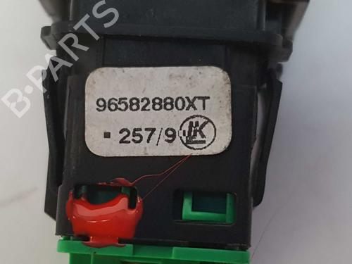 Switch PEUGEOT PARTNER Box Body/MPV 1.6 HDi | BP14542498I30