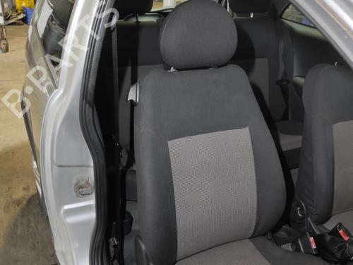 Sedile anteriore destro OPEL CORSA C (X01) 1.2 Twinport (F08, F68) | BP25014772C16