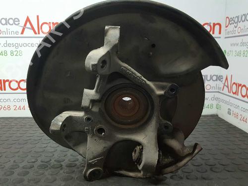 Used Right rear steering knuckle MERCEDES-BENZ CLK (C208) CLK 230 Kompressor (208.347) (193 hp) 2755172