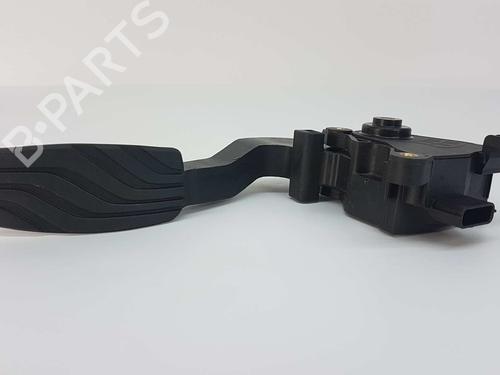 BP8890988I4 main image