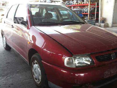 Left mirror SEAT IBIZA II (6K1) 1.4 i | BP2729631C26 