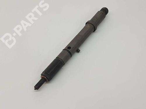 Used Injector AUDI A4 B6 Convertible (8H7) 2.5 TDI (163 hp) 8138042