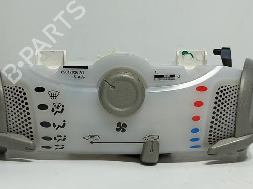 Used Climate control TOYOTA AYGO (_B1_) 1.0 (KGB10_, KGB10R) (68 hp) 15258110