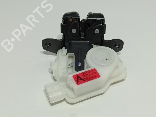 Tailgate lock TOYOTA YARIS (_P13_) 1.0 (KSP130_, KSP130) | BP18021393C101
