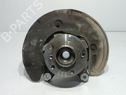 Used Right front steering knuckle BMW X2 (F39) sDrive 18 i (140 hp) 18125820