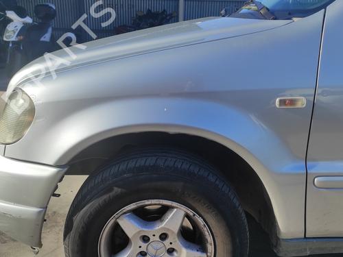 Forkjerm venstre MERCEDES-BENZ M-CLASS (W163) ML 270 CDI (163.113) (163 hp) 16860384