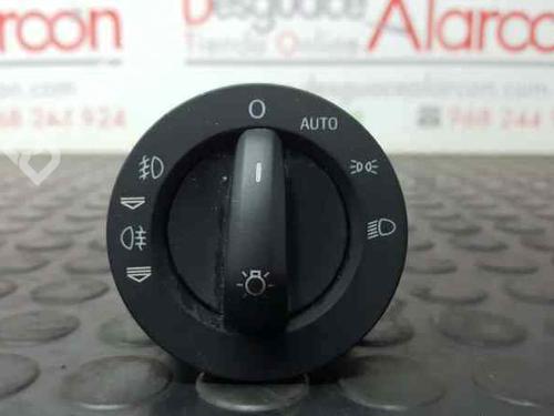 Forlygtekontakt AUDI A6 C6 (4F2) 2.0 TDI (140 hp) 2733592