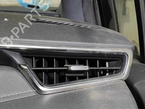 air-vent-toyota-corolla-estate-_e21_-18-hybrid-zwe211-2019-22684869 main image