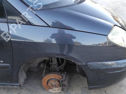 Used Right front fenders CITROËN C8 (EA_, EB_) 2.2 HDi (128 hp) 23235893