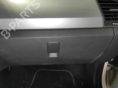 glove-box-skoda-fabia-iii-nj3-2014-2015-2016-2017-2018-2019-2020-2021-36143106 main image