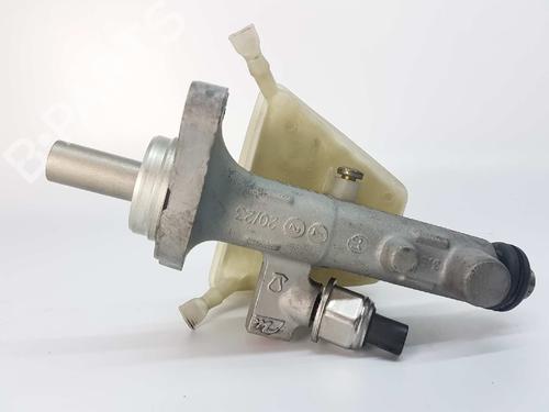 Brake master cylinder MERCEDES-BENZ C-CLASS (W203) C 220 CDI (203.006) | BP3429274M77