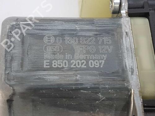 Left front window motor VW GOLF VIII (CD1, DA1) 1.0 eTSI | BP11528340E21 