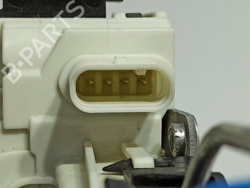 Front right lock MERCEDES-BENZ GLA-CLASS (X156) GLA 200 CDI / d (156.908) | BP21390438C97 
