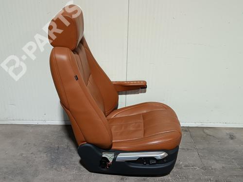 Right front seat LAND ROVER RANGE ROVER III (L322) 4.4 D 4x4 | BP11528428C16 