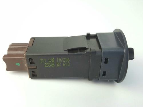 Switch INFINITI M (Y51) 30d | BP14539234I30
