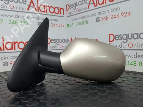 Retrovisor izquierdo RENAULT MEGANE I Classic (LA0/1_) 1.9 D (LA0A, LA0U, LA0R) (64 hp) 2752591