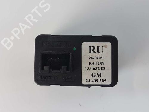 Left front window switch OPEL CORSA C (X01) 1.4 Twinport (F08, F68) | BP6069282I27 