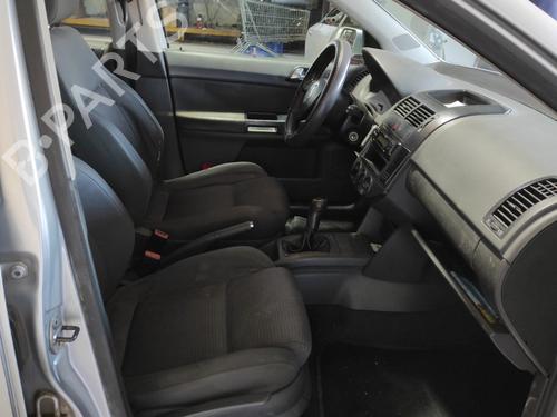Używane części VW POLO IV (9N_, 9A_) 1.4 16V (75 hp) 4224112