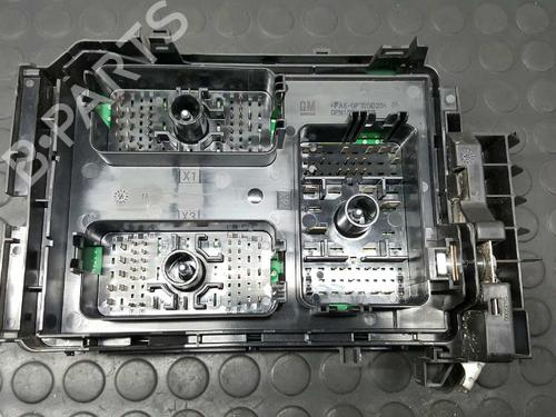 Fuse box OPEL ASTRA K (B16) 1.4 Turbo (68) | BP2768484E1