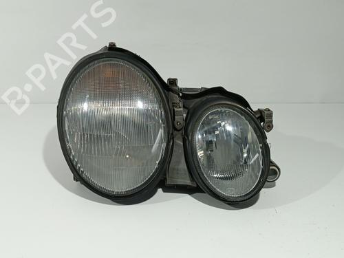 Used Right headlight MERCEDES-BENZ CLK (C208) CLK 200 (208.335) (136 hp) 29551770