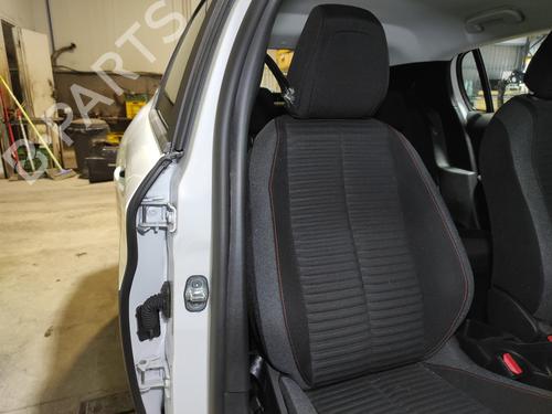 Right front seat PEUGEOT 208 II (UB_, UP_, UW_, UJ_) 1.5 BlueHDI 100 | BP16661759C16