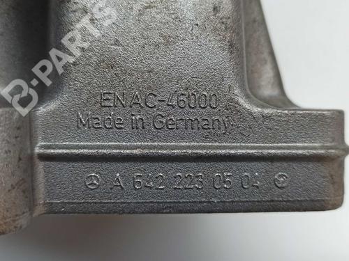 Engine mount MERCEDES-BENZ S-CLASS (W221, V221) S 320 CDI (221.022, 221.122) | BP10264935M89 