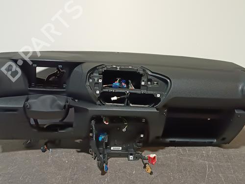 Used Dashboard CITROËN C4 III (BA_, BB_, BC_) 1.2 PureTech 130 (BAHNSA, BAHNSB) (130 hp) 28207086