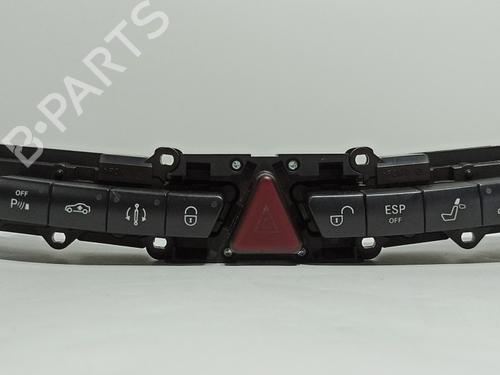 Pulsante luci di emergenza MERCEDES-BENZ S-CLASS (W220) S 400 CDI (220.028, 220.128) (250 hp) 13707583