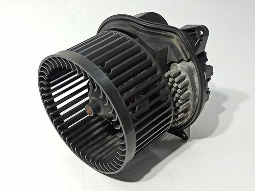 Used Heater blower motor FORD MONDEO III (B5Y) 2.0 16V TDDi / TDCi (115 hp) 32988719