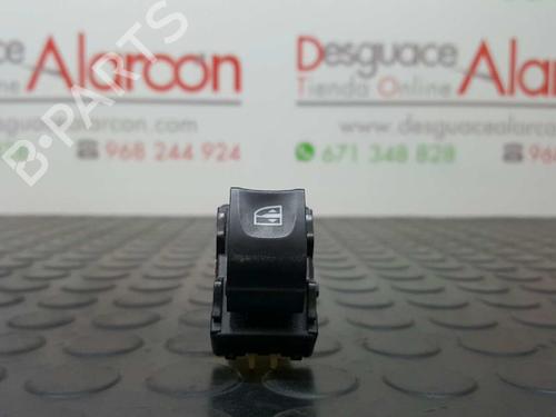Used Right front window switch RENAULT CLIO IV (BH_) 1.5 dCi 90 (90 hp) 2731200