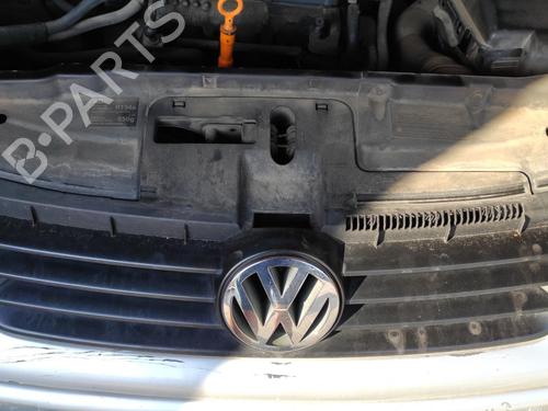 Grille VW POLO IV (9N_, 9A_) 1.4 16V | BP29345363C40 