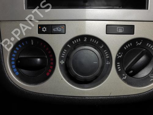 BP19726498I5 main image