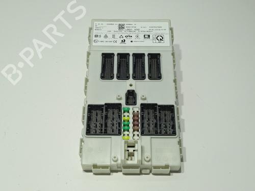 Used Fuse box BMW i3 (I01) Electric (170 hp) 19799327