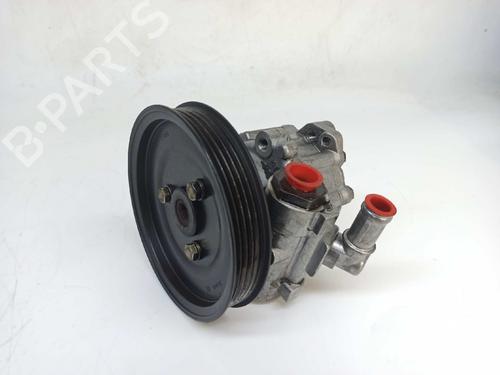 Steering pump LAND ROVER FREELANDER I (L314) 2.0 Td4 4x4 QVB101452 | QVB101452E