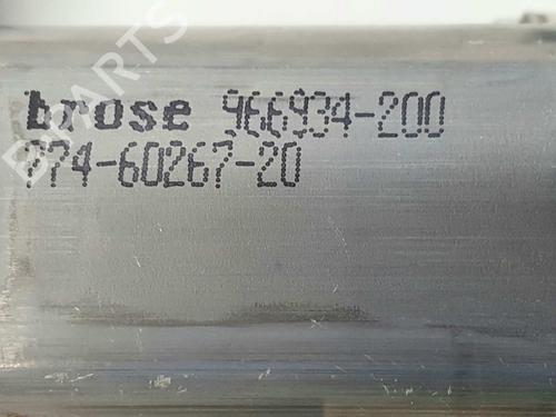 Right front window motor SKODA SUPERB II Estate (3T5) 1.6 TDI | BP5852970E20