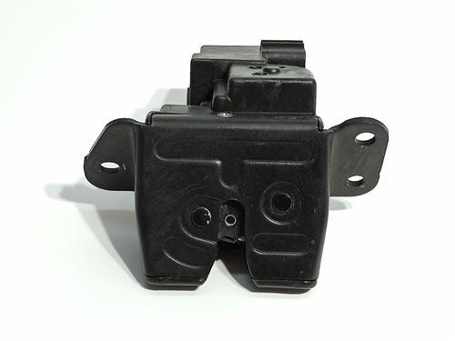 Used Tailgate lock HYUNDAI ix35 (LM, EL, ELH) 1.7 CRDi (116 hp) 18527098