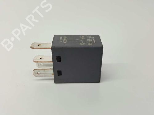 Used Electronic module PEUGEOT 108 1.2 (82 hp) 14532903