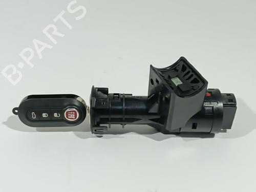 Used Ignition barrel FIAT 500 C (312_) 1.2 (312CXA1A, 312AXA1A) (69 hp) 31623000