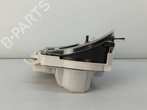 Cockpit TOYOTA RAV 4 II (_A2_) 2.0 D 4WD (CLA20_, CLA21_, CLA20R, CLA21R) | BP8853980C47