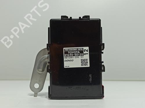 Used Electronic module TOYOTA YARIS (_P13_) 1.0 (KSP130_, KSP130) (69 hp) 18021417