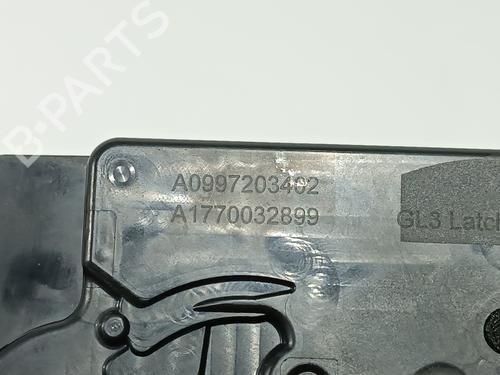 Front right lock MERCEDES-BENZ CLA Shooting Brake (X118) CLA 200 d (118.612) | BP25885434C97