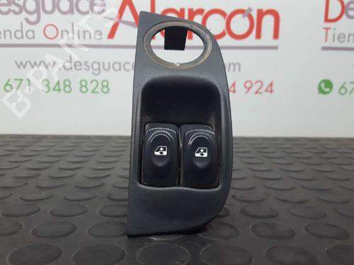 Used Left front window switch RENAULT MEGANE I Classic (LA0/1_) 1.9 dCi (LA05, LA1F) (102 hp) 2747737