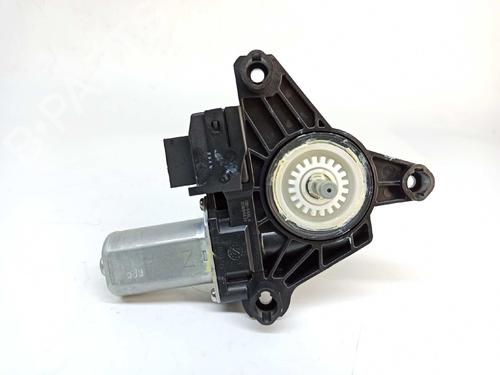 BP9047645E23 main image